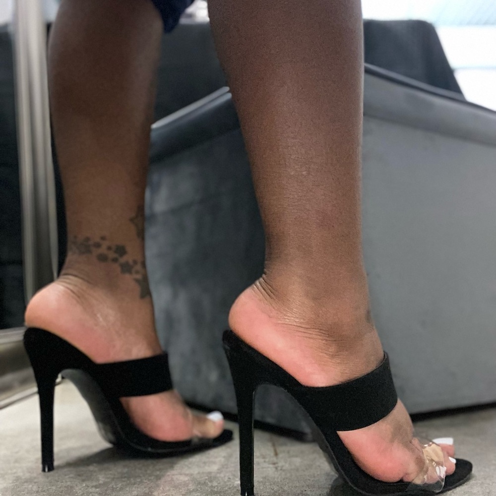 Two strap mule - Picture 3 of 3